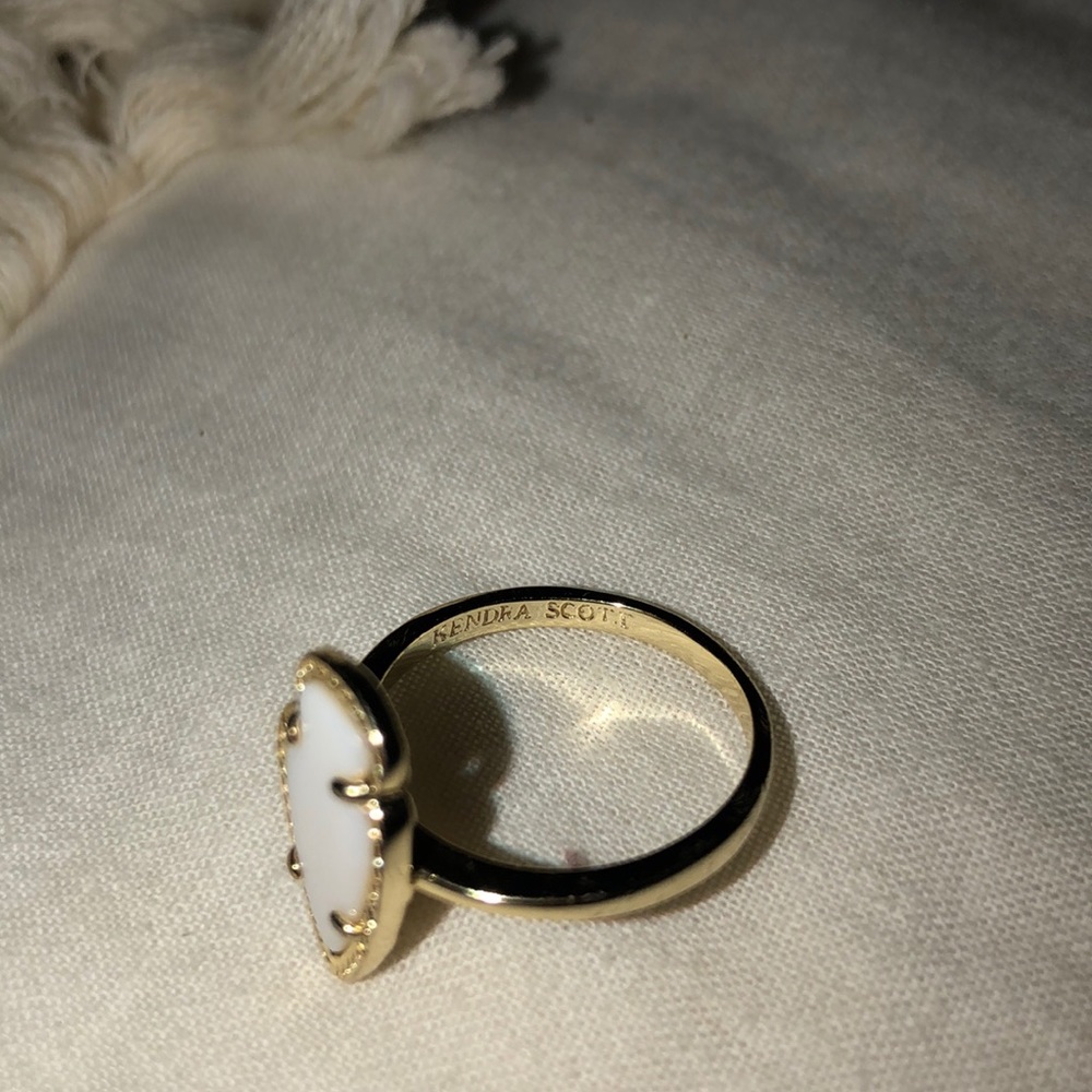 Kendra Scott white stone ring - Picture 2 of 3